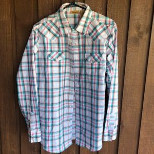 Wrangler women’s shirt size Large